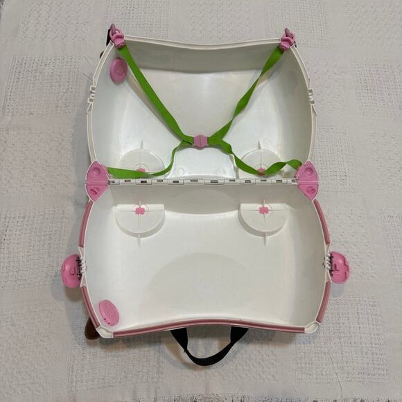 Trunki Frieda cow ride on child's carry on luggage suitcase 3022 - Picture 5 of 7